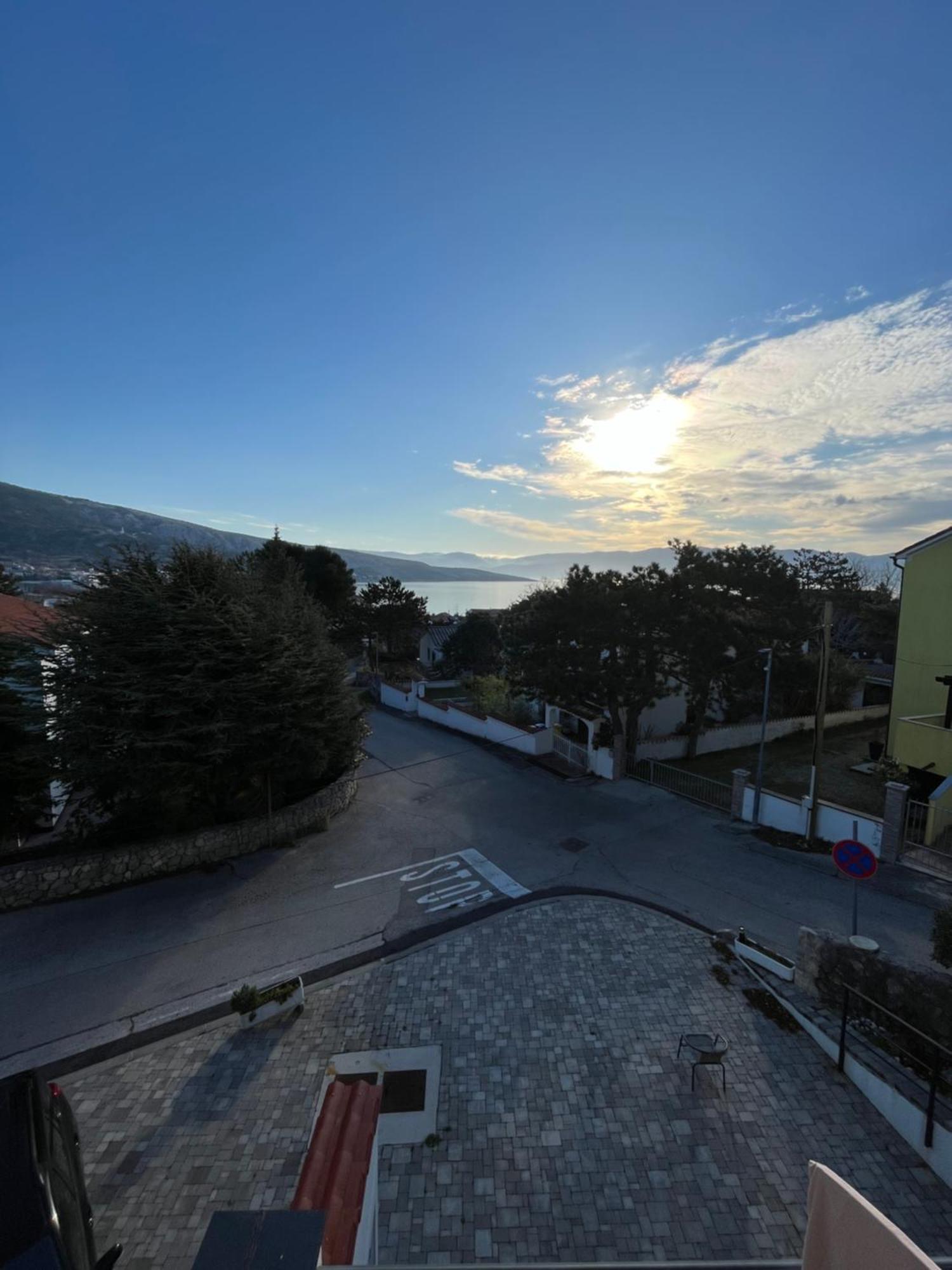 Apartments Amore Baška Exteriör bild