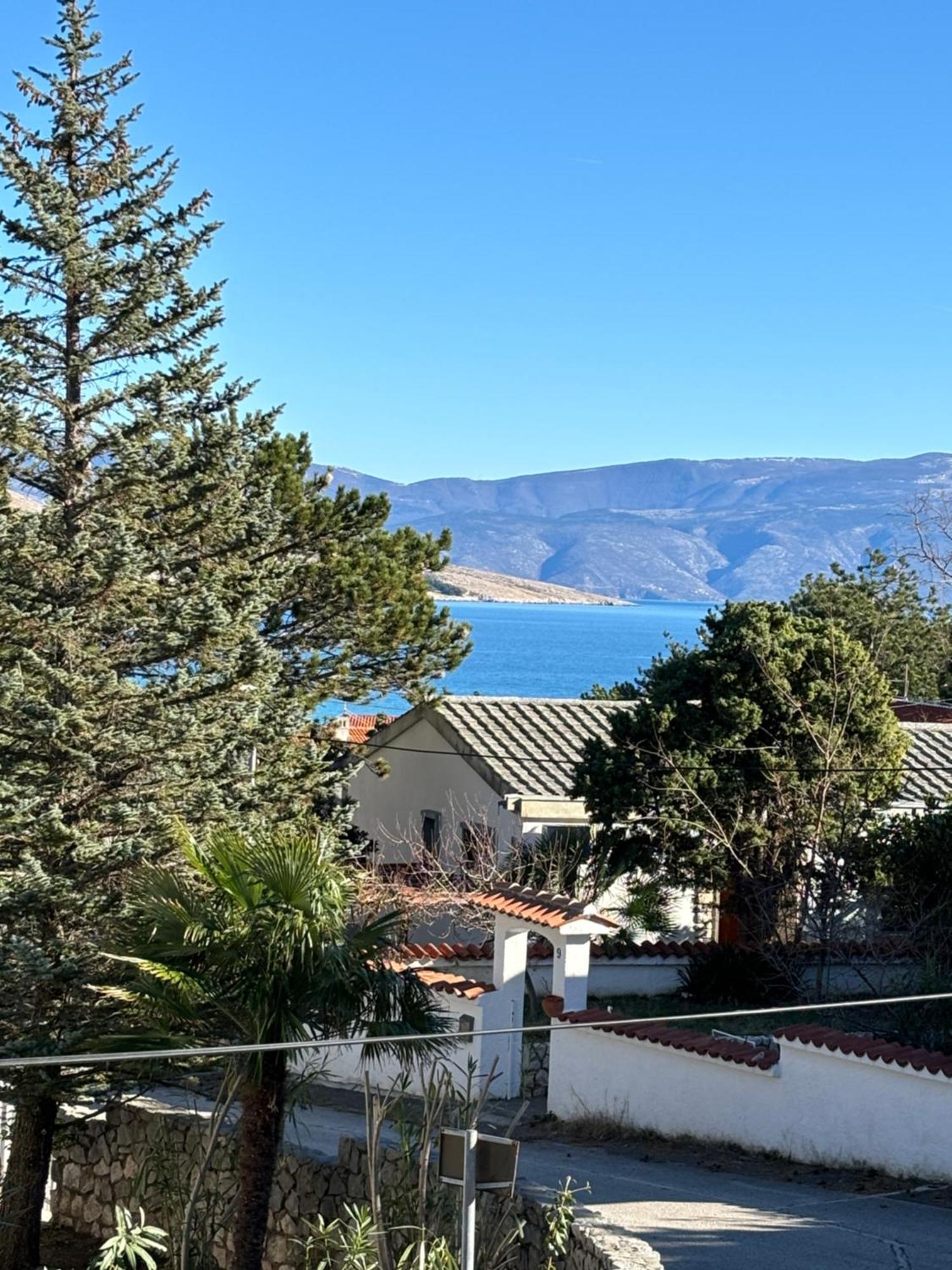 Apartments Amore Baška Exteriör bild