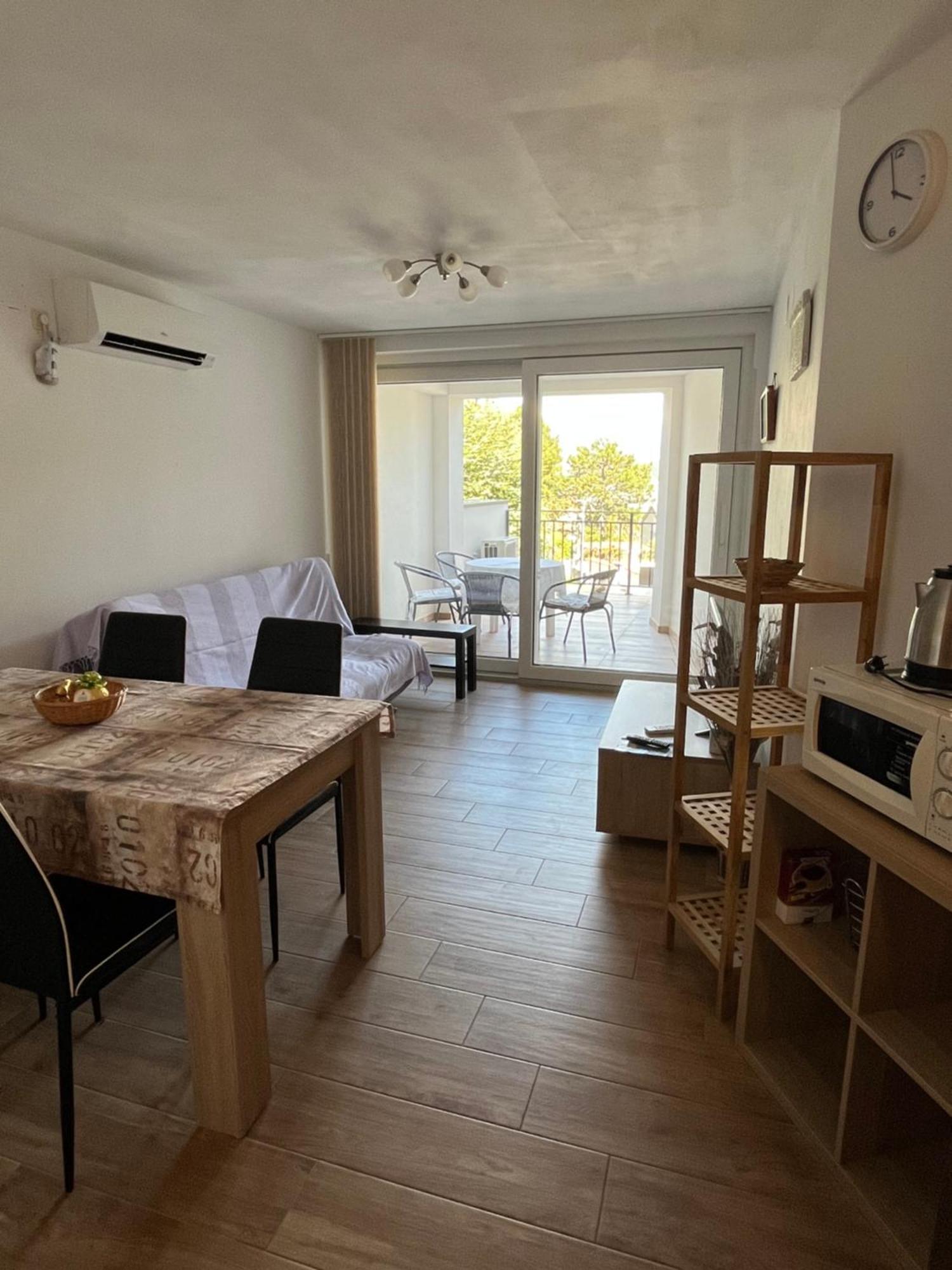 Apartments Amore Baška Exteriör bild