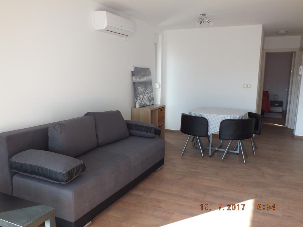 Apartments Amore Baška Exteriör bild