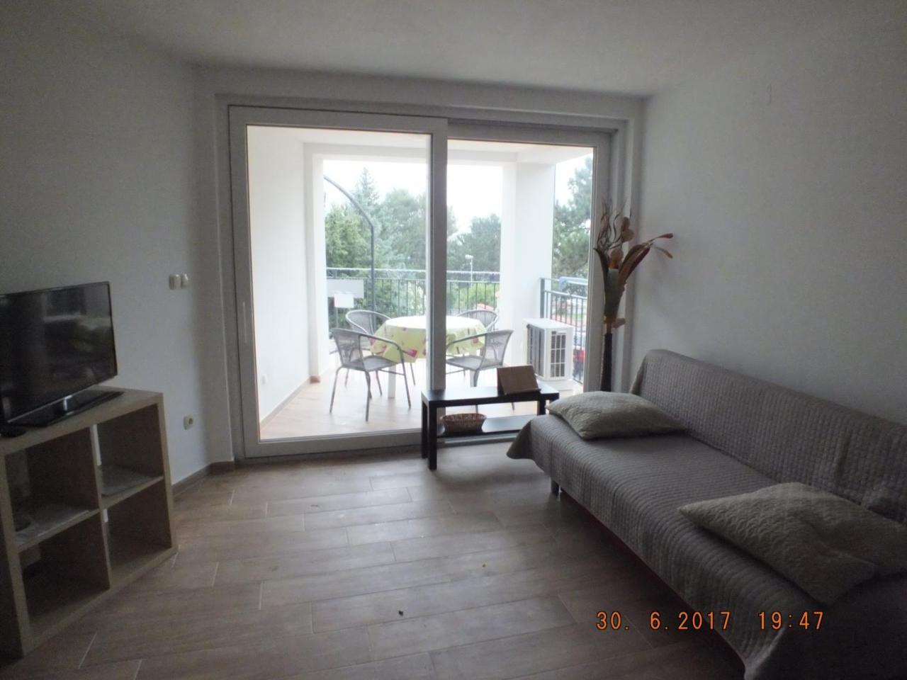 Apartments Amore Baška Exteriör bild