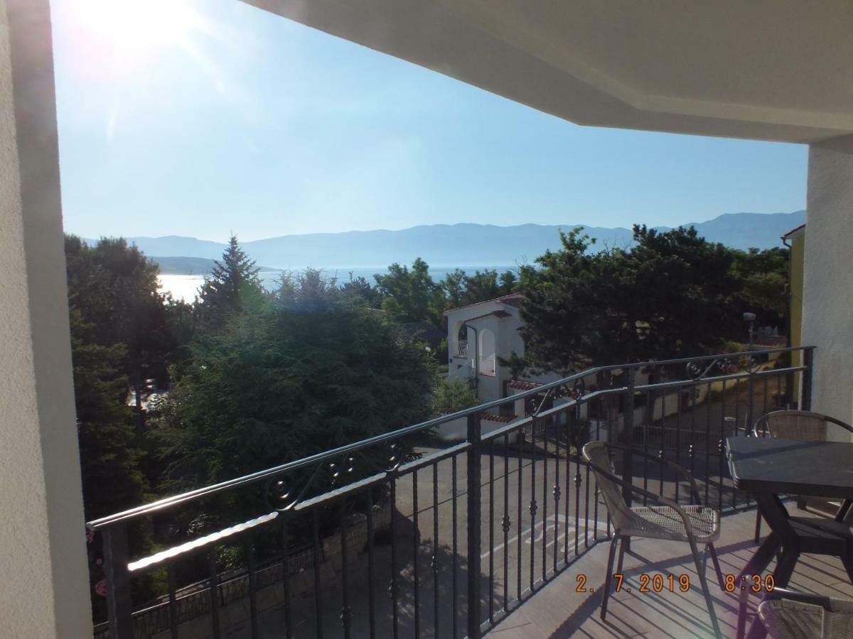 Apartments Amore Baška Exteriör bild
